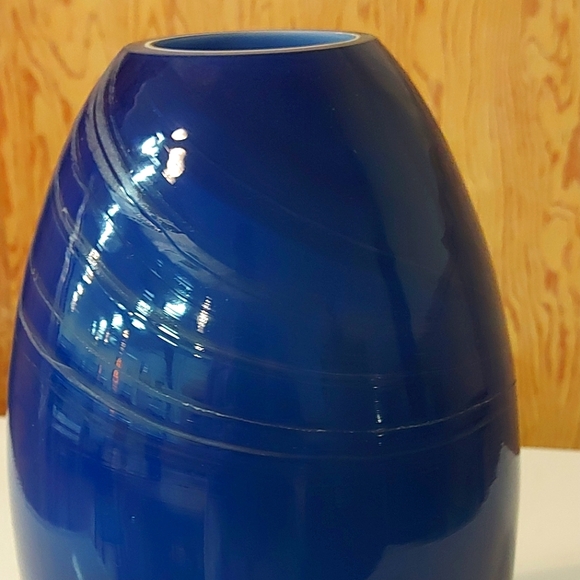 Artisan Handmade Glass Vase in Blue - Picture 6 of 9